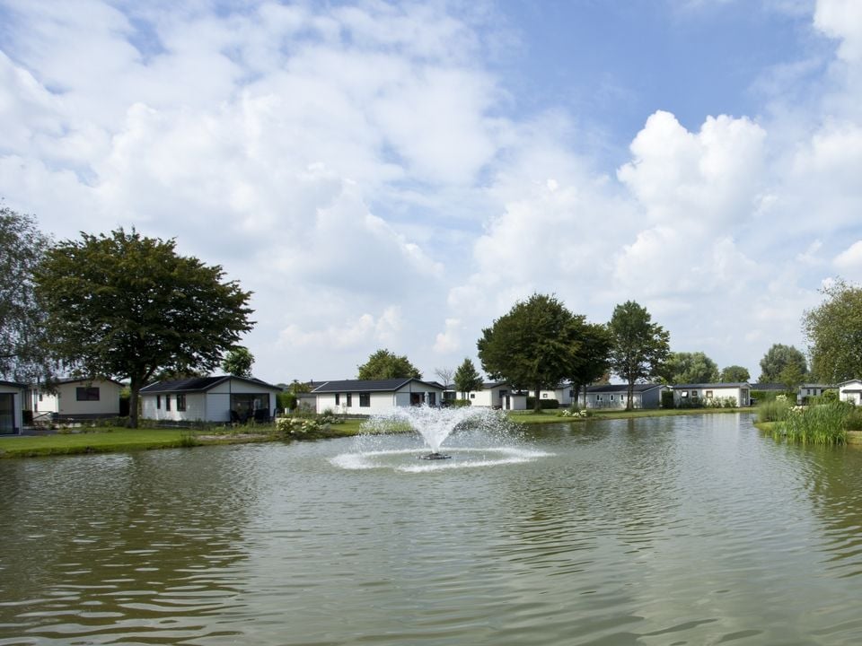 TopParken Recreatiepark Het Esmeer cover