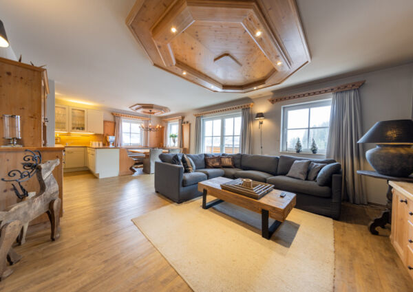 Alpen Resort Saalbach A2 cover