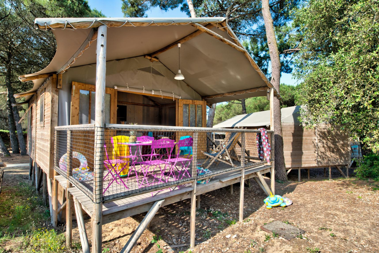 «Hut Lodge hout Comfort» cover