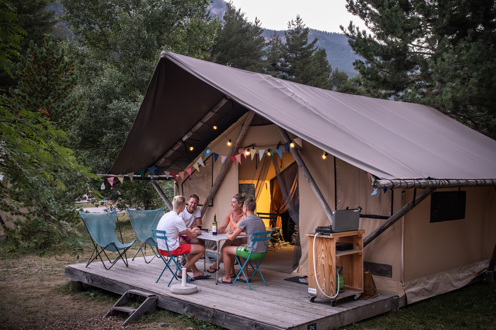 Trappeur tent cover