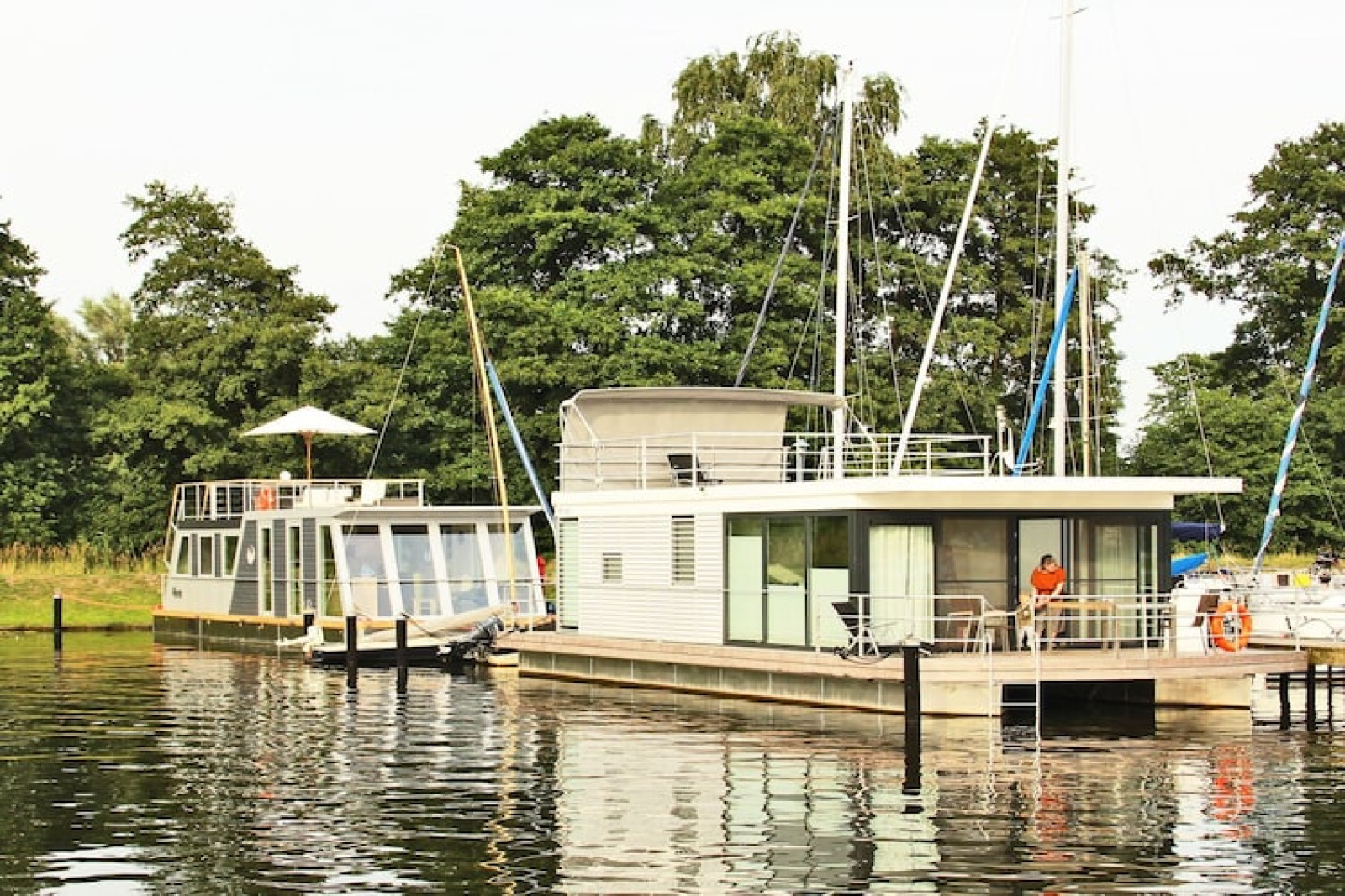 Hausboot «Xenia»