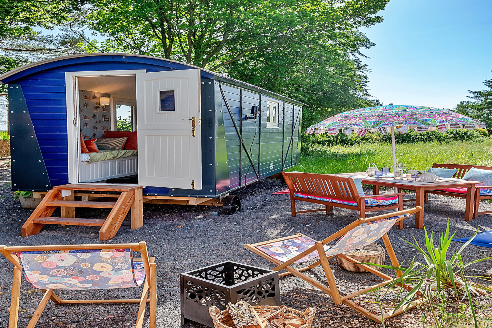 «Shrawardine Train Carriage»