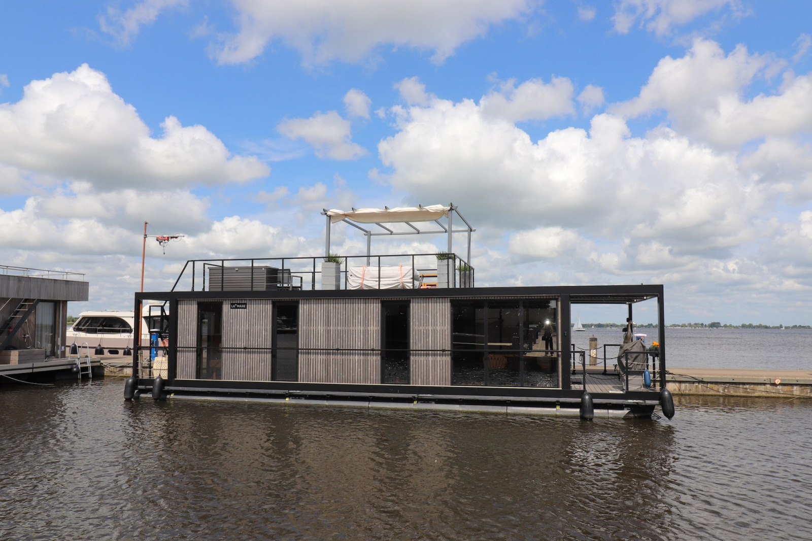 Houseboat «Kohlenpott»