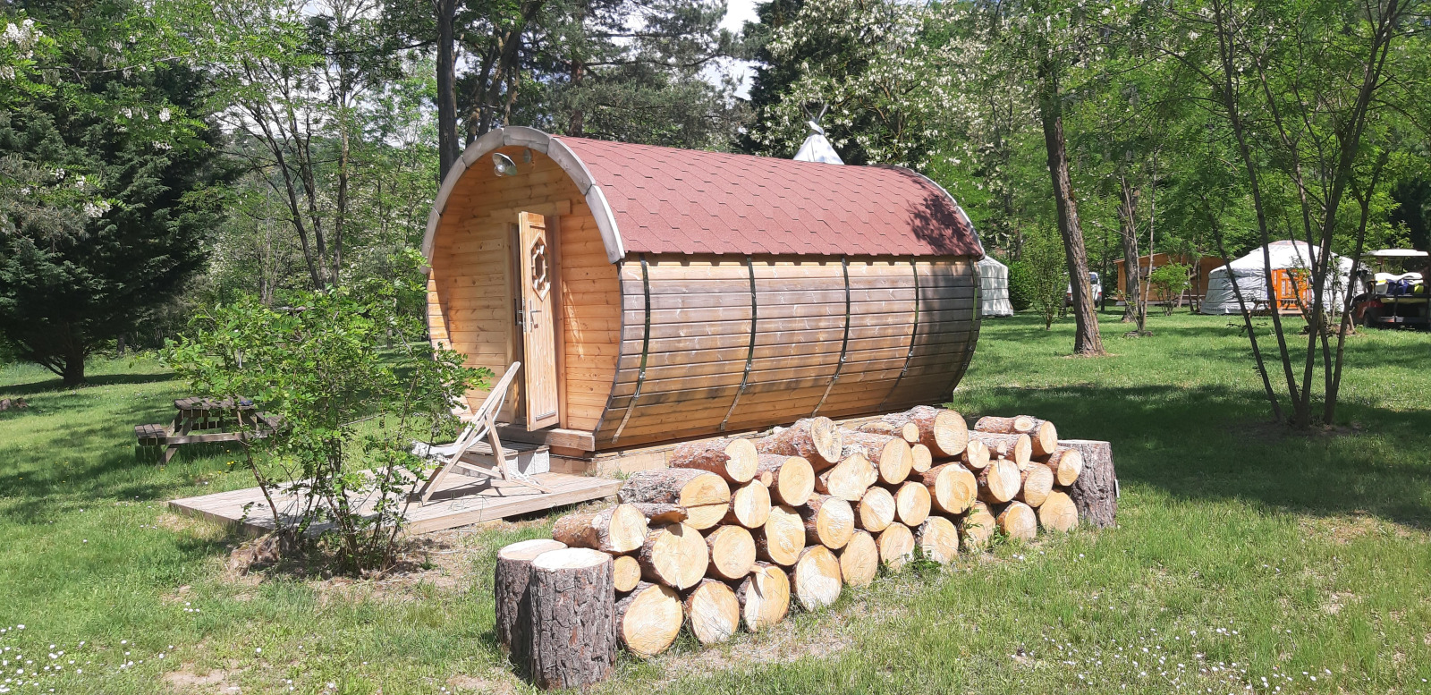«Barrel» cover