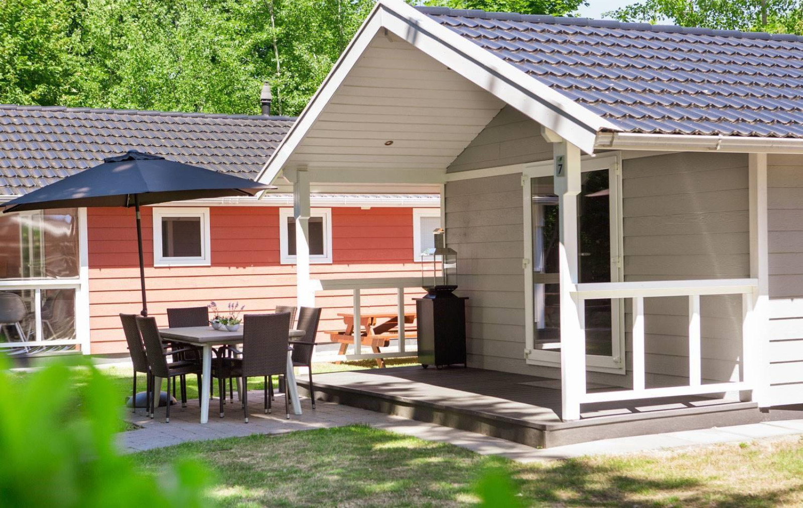 Lodge Deluxe