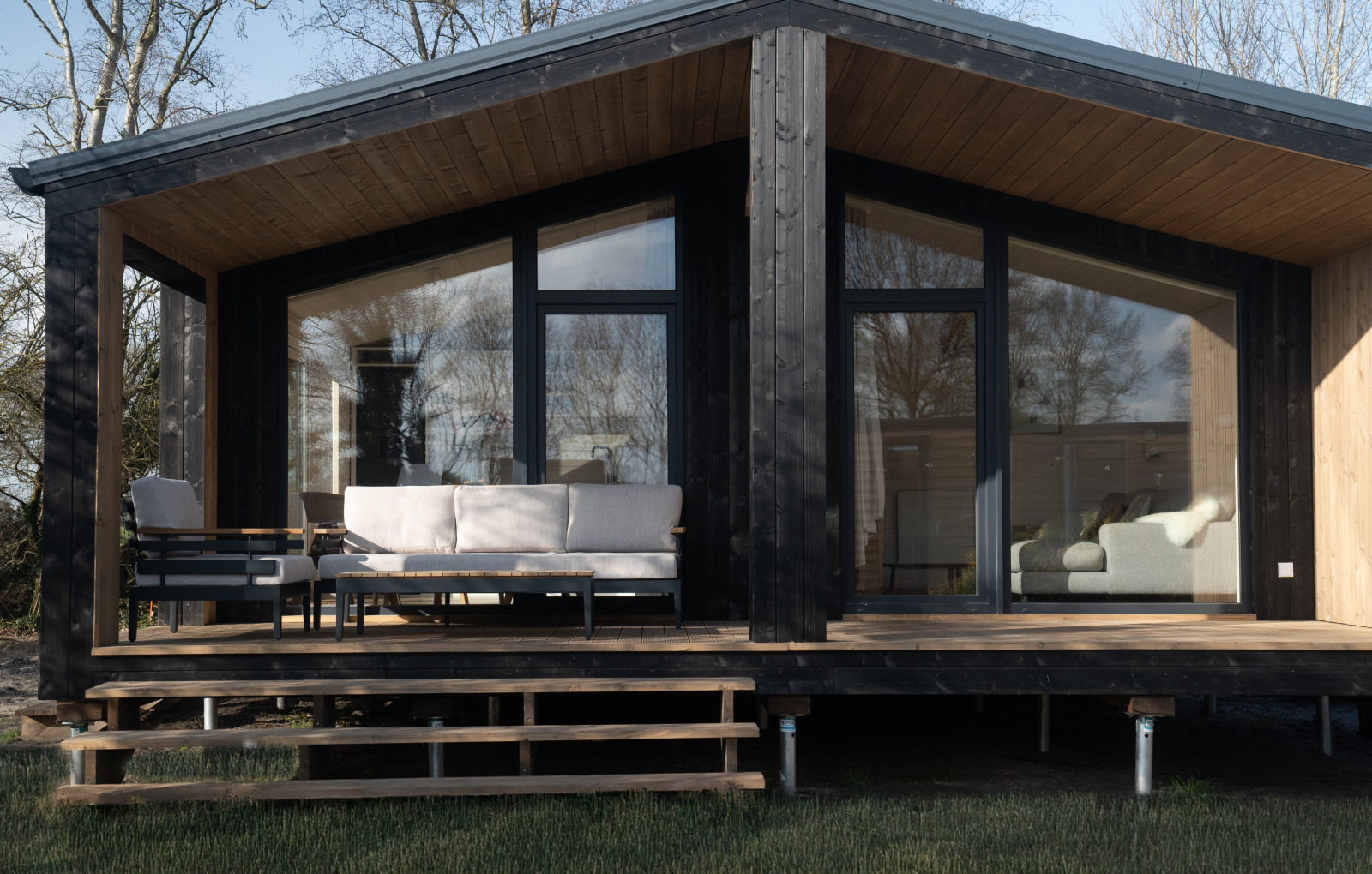 «Slowlodge Sage»