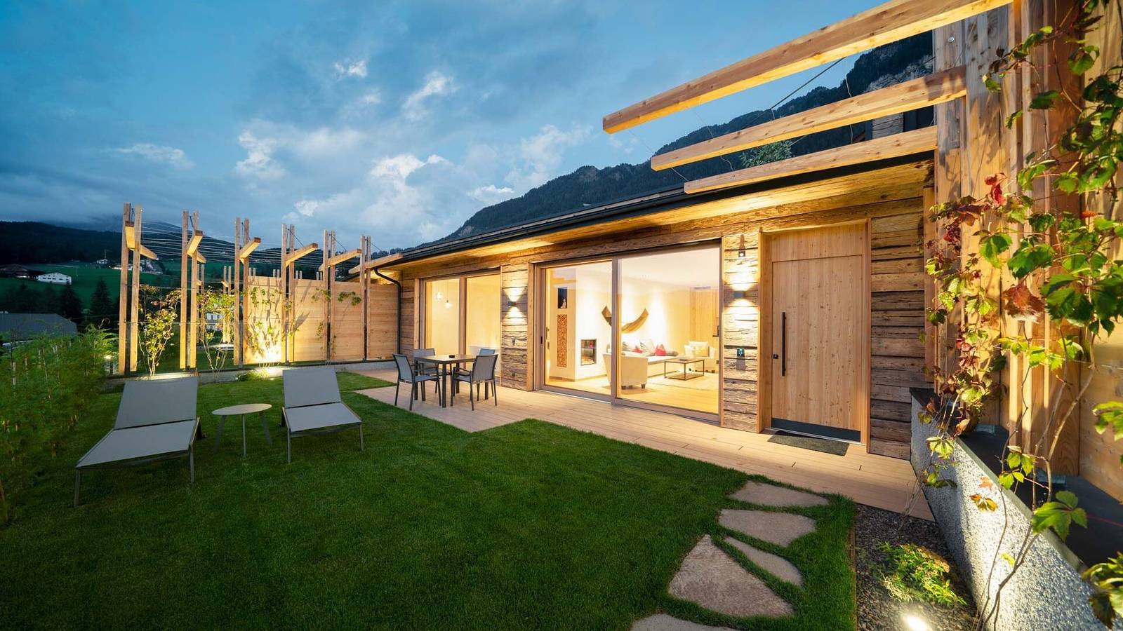 Aura Chalet 2