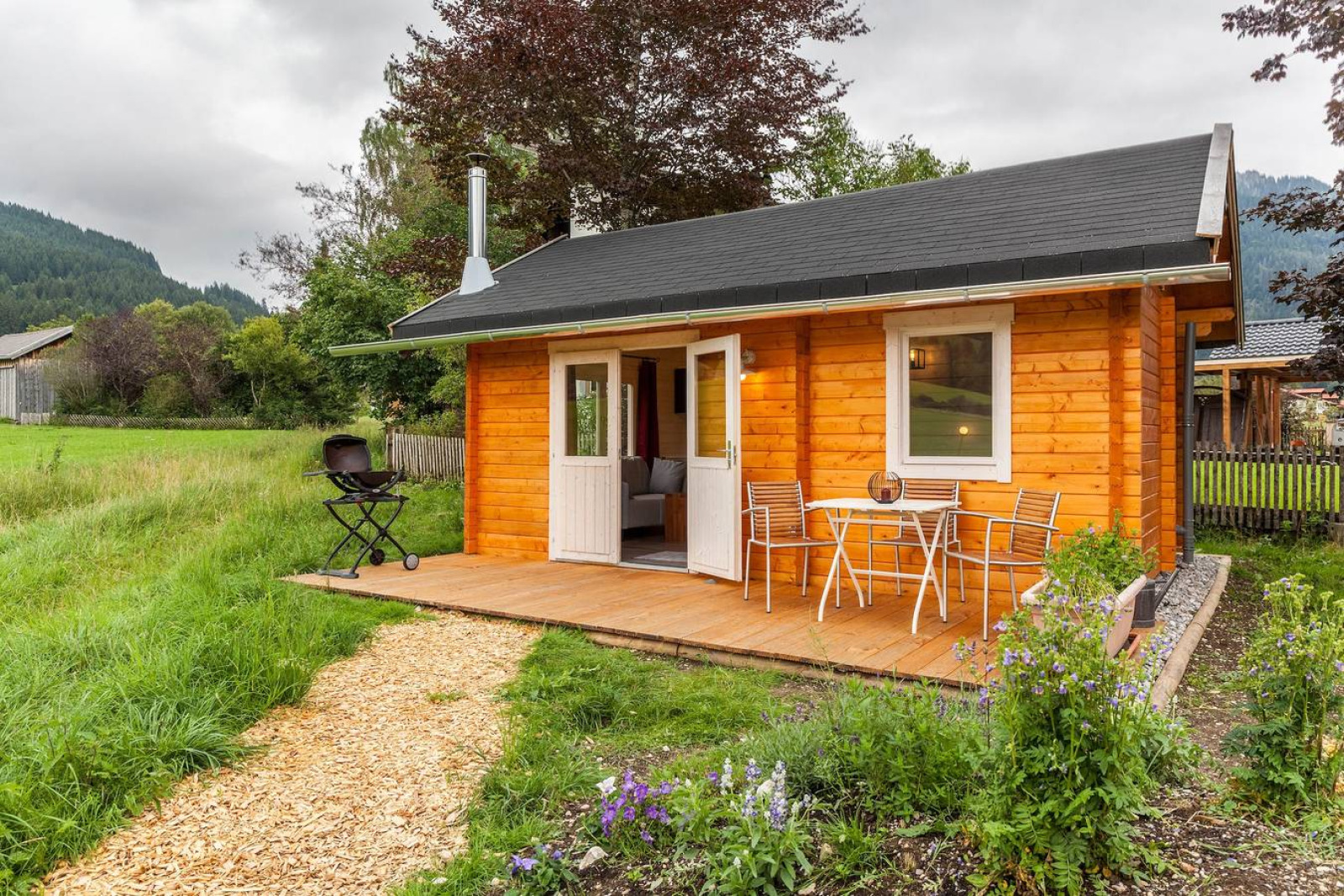 Tiny House «Sundowner» cover
