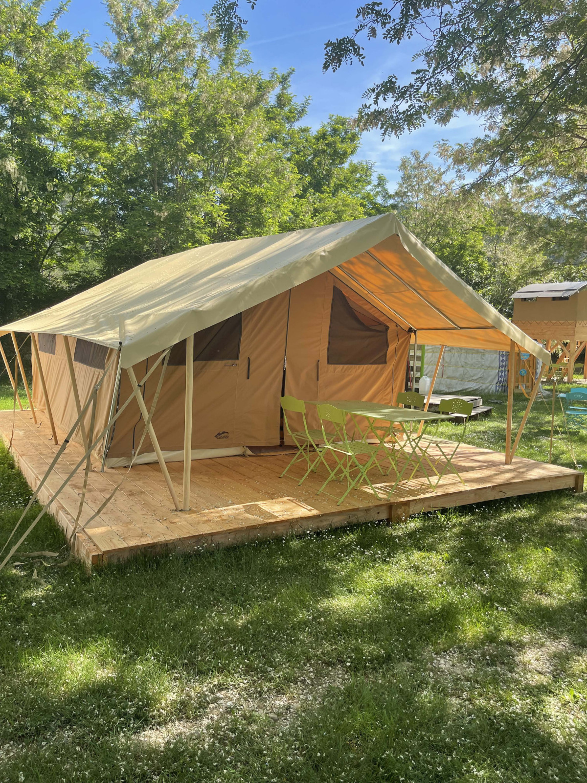«Indiana Tent» cover