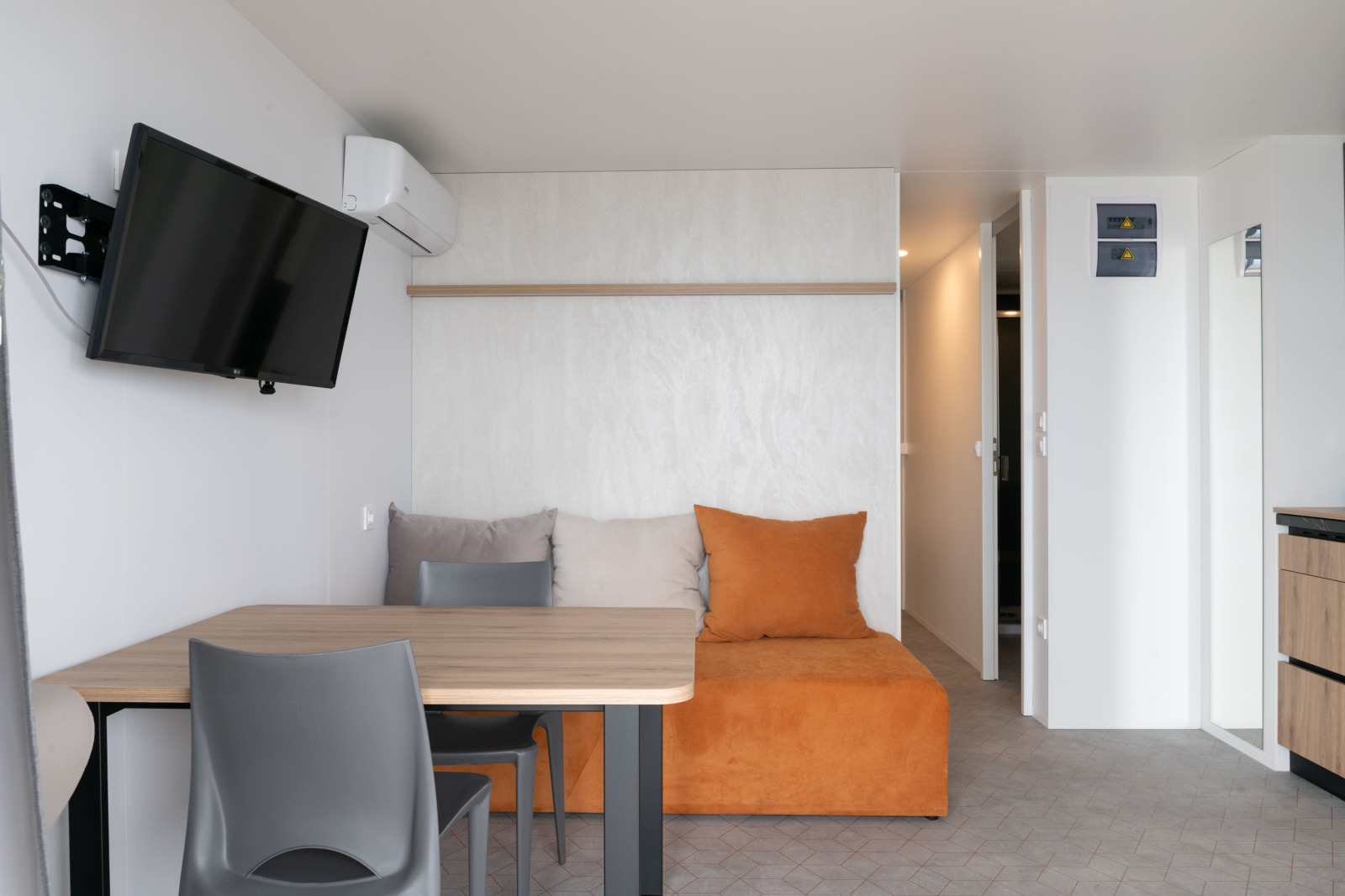 Mobile Home 2B