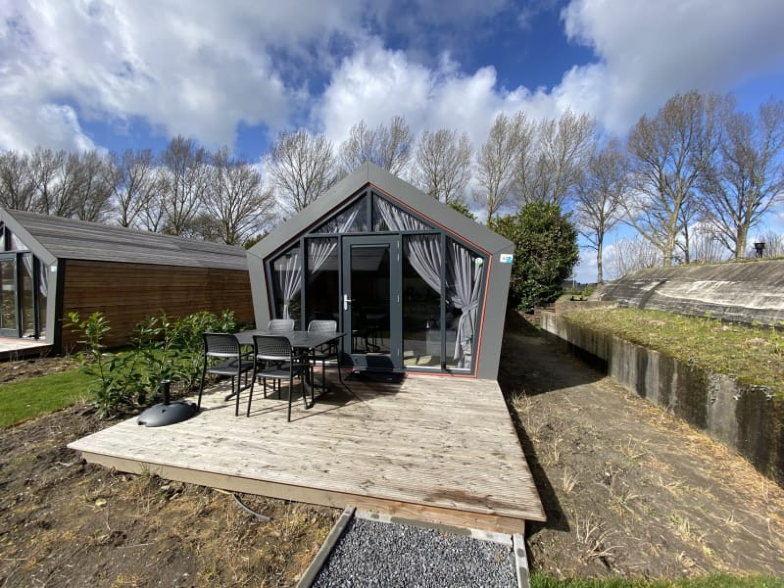 «Solo Retreat 4»