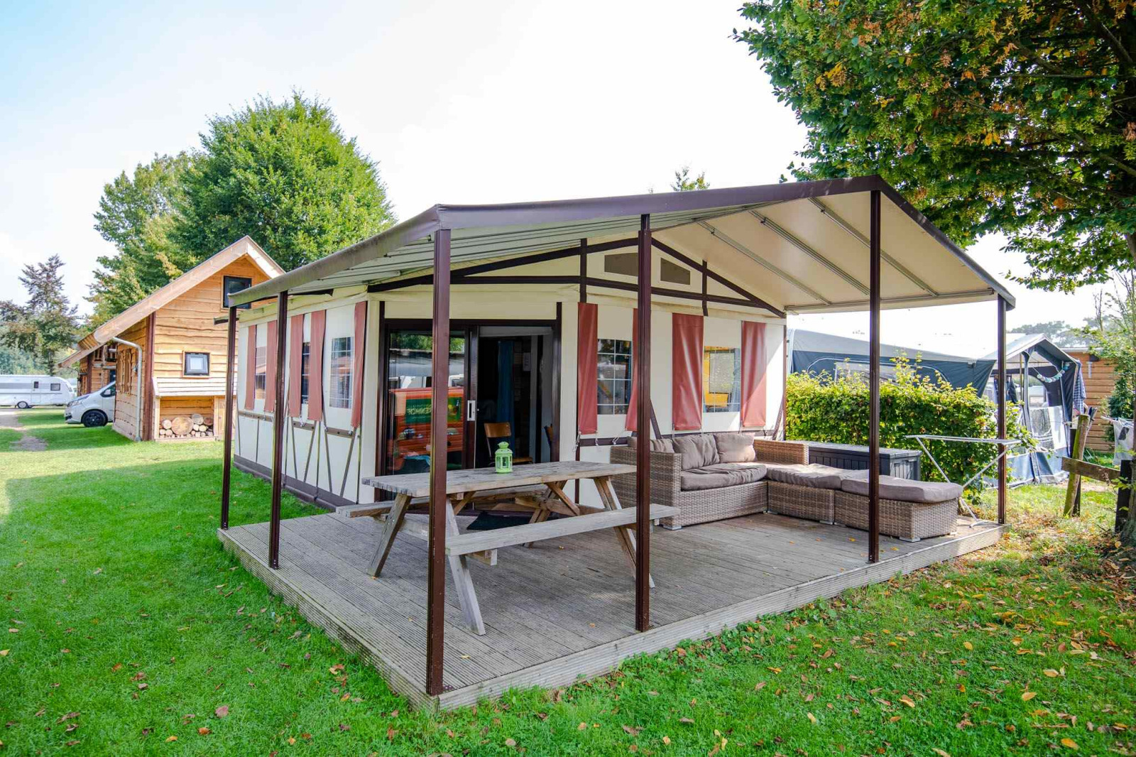«Tentlodge»