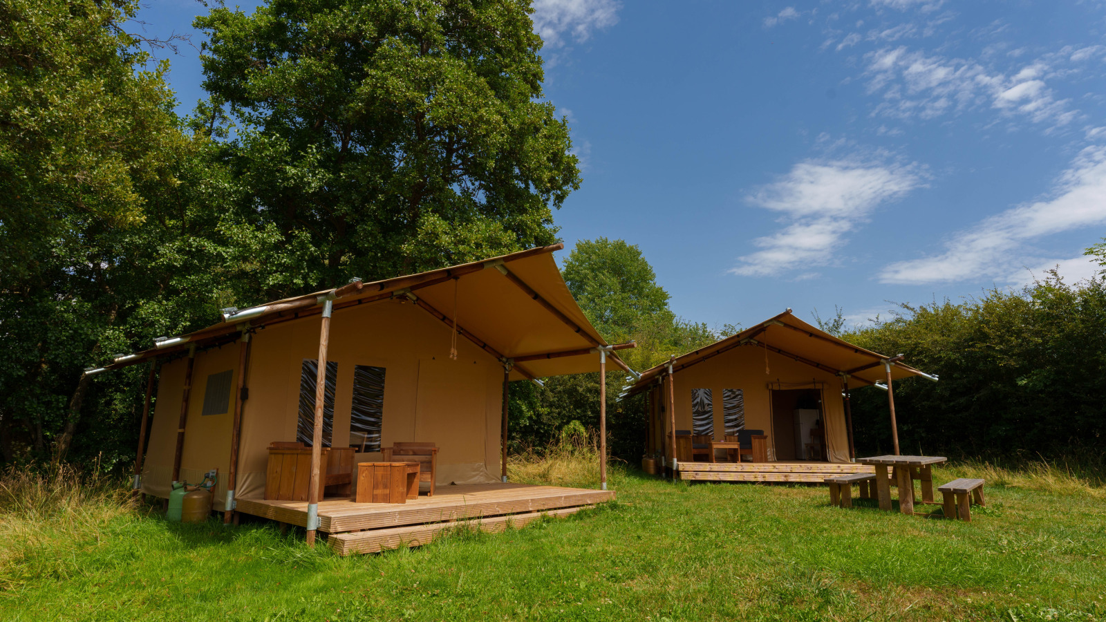 Slow Lodge