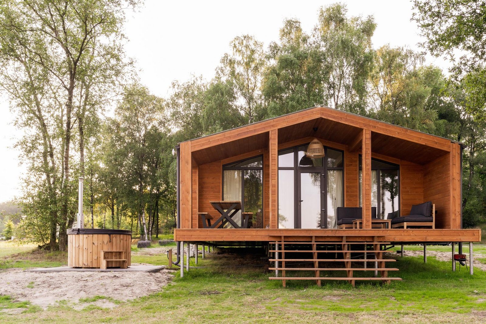 «Lake House Scandi»
