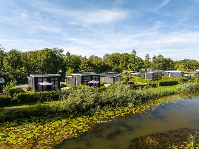 «River Cabin»