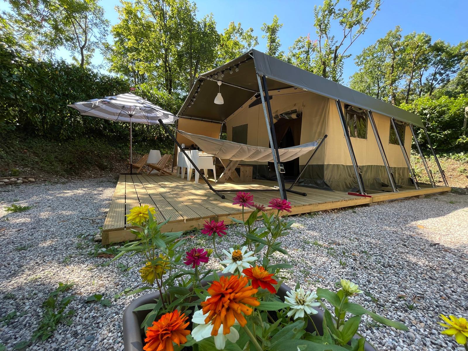«Base Lodge»