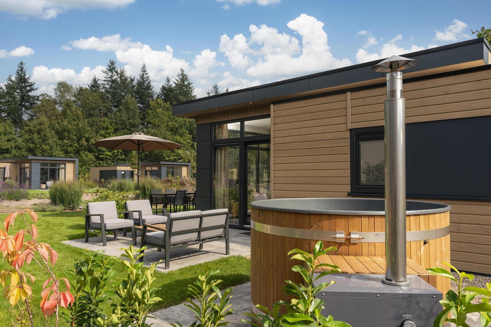Cannenburch Deluxe met Hottub - 4 personen