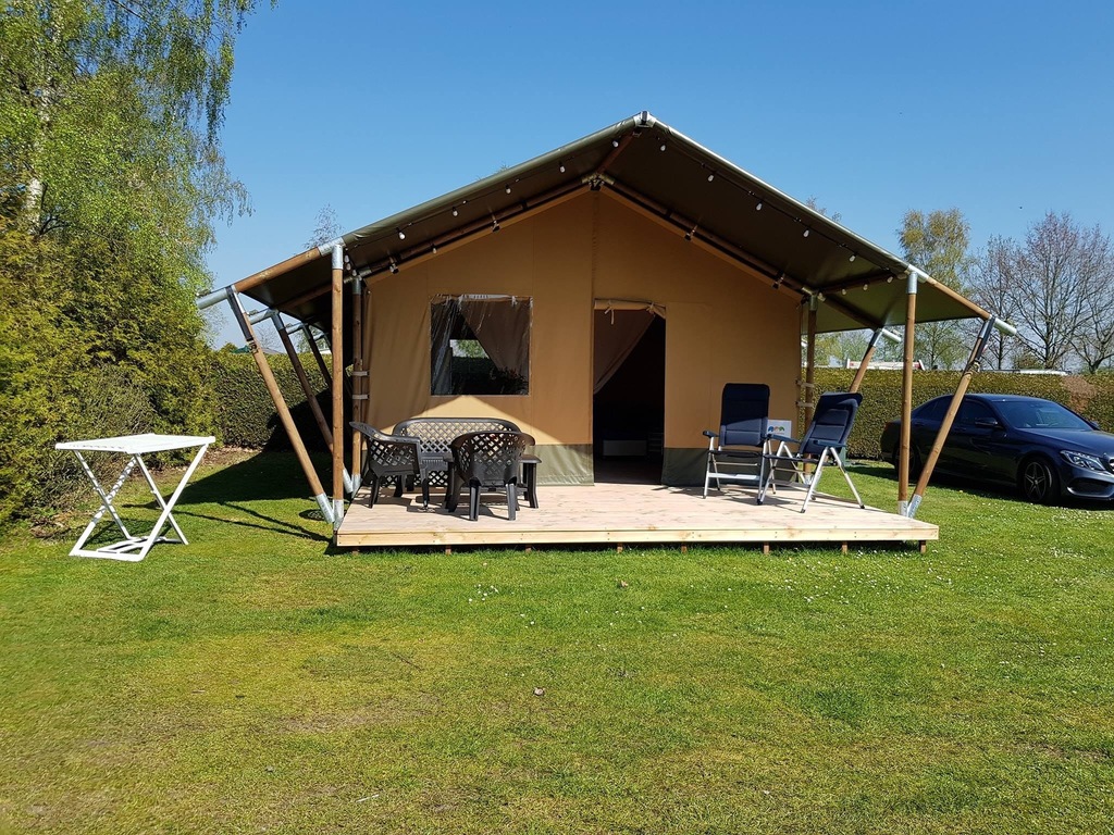 Safaritent voor 6 personen op park aan de Ijssel cover